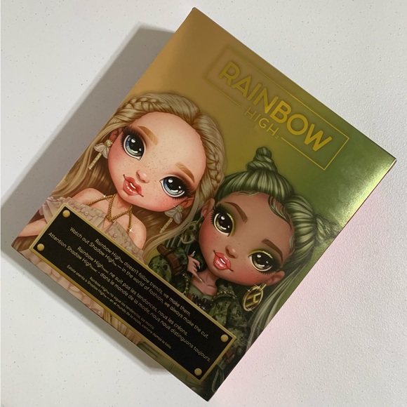 Rainbow High Fashion Olivia Woods Doll with Accessories-New - Picture 4 of 9